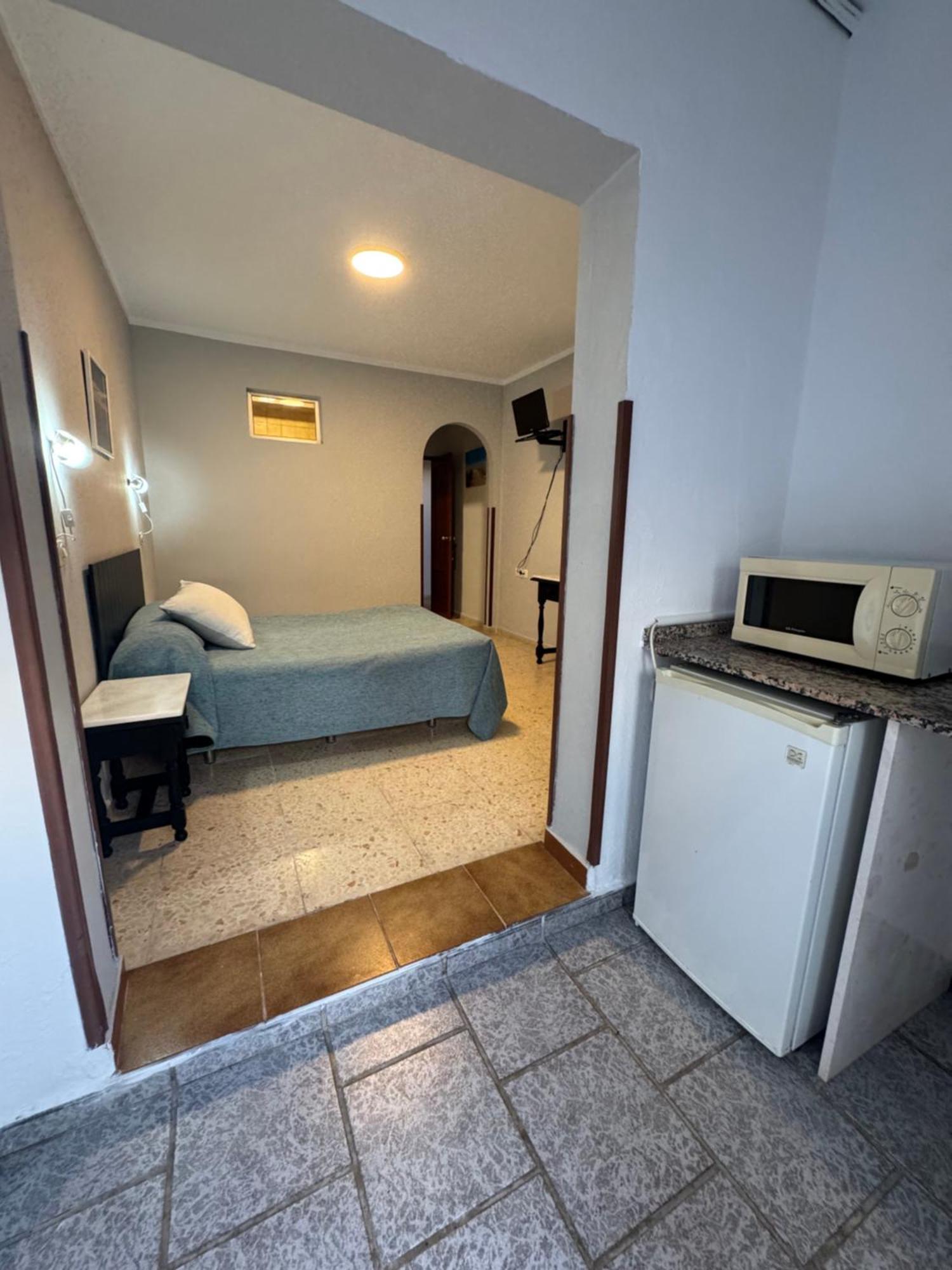 Miramar Guest house *